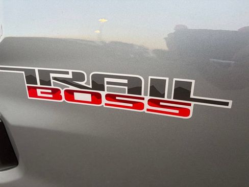 New 2026 Chevrolet Colorado Trail Boss AWD/4WD image 10
