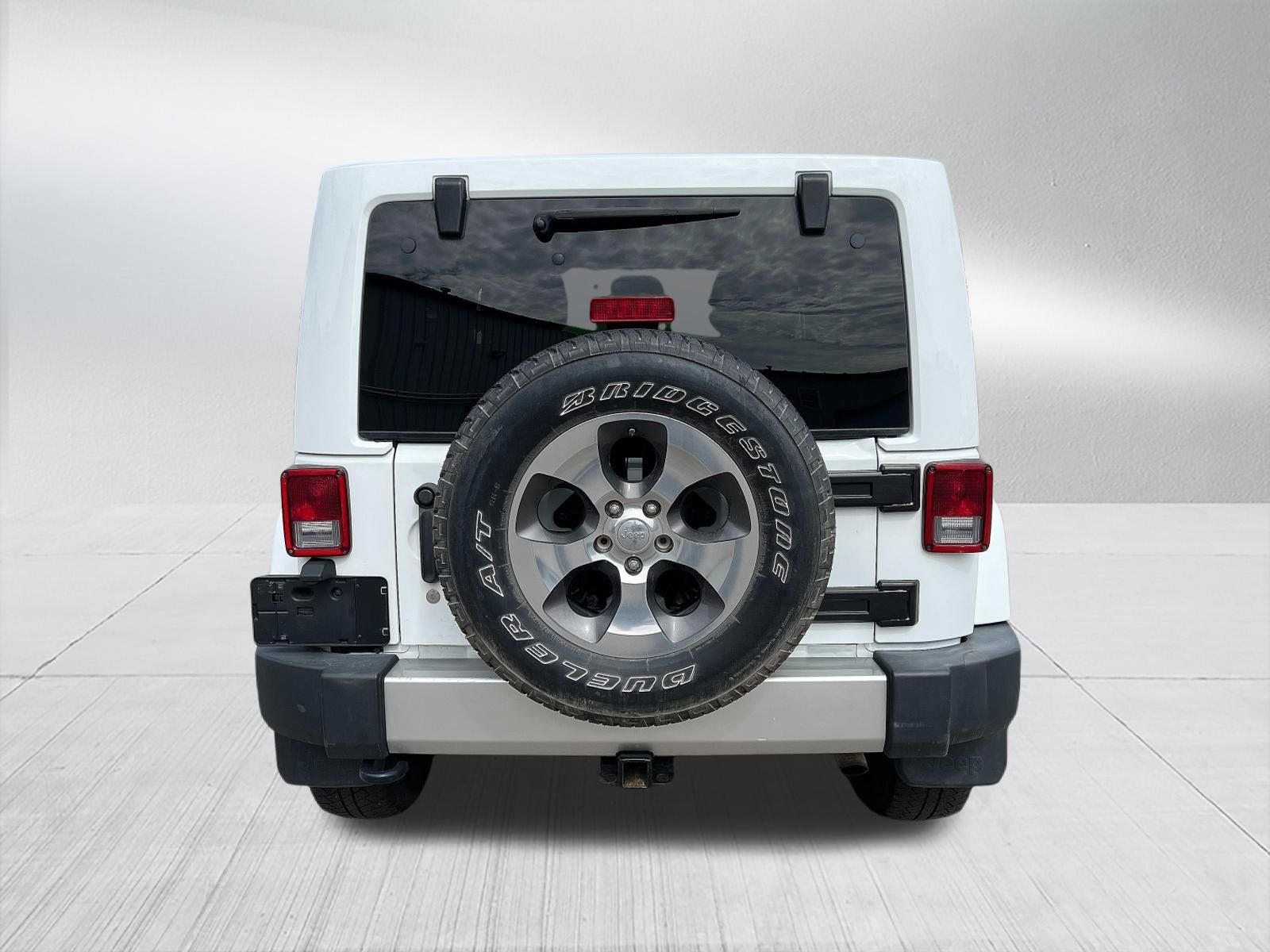 Used 2018 Jeep Wrangler Unlimited Sahara AWD/4WD image 7