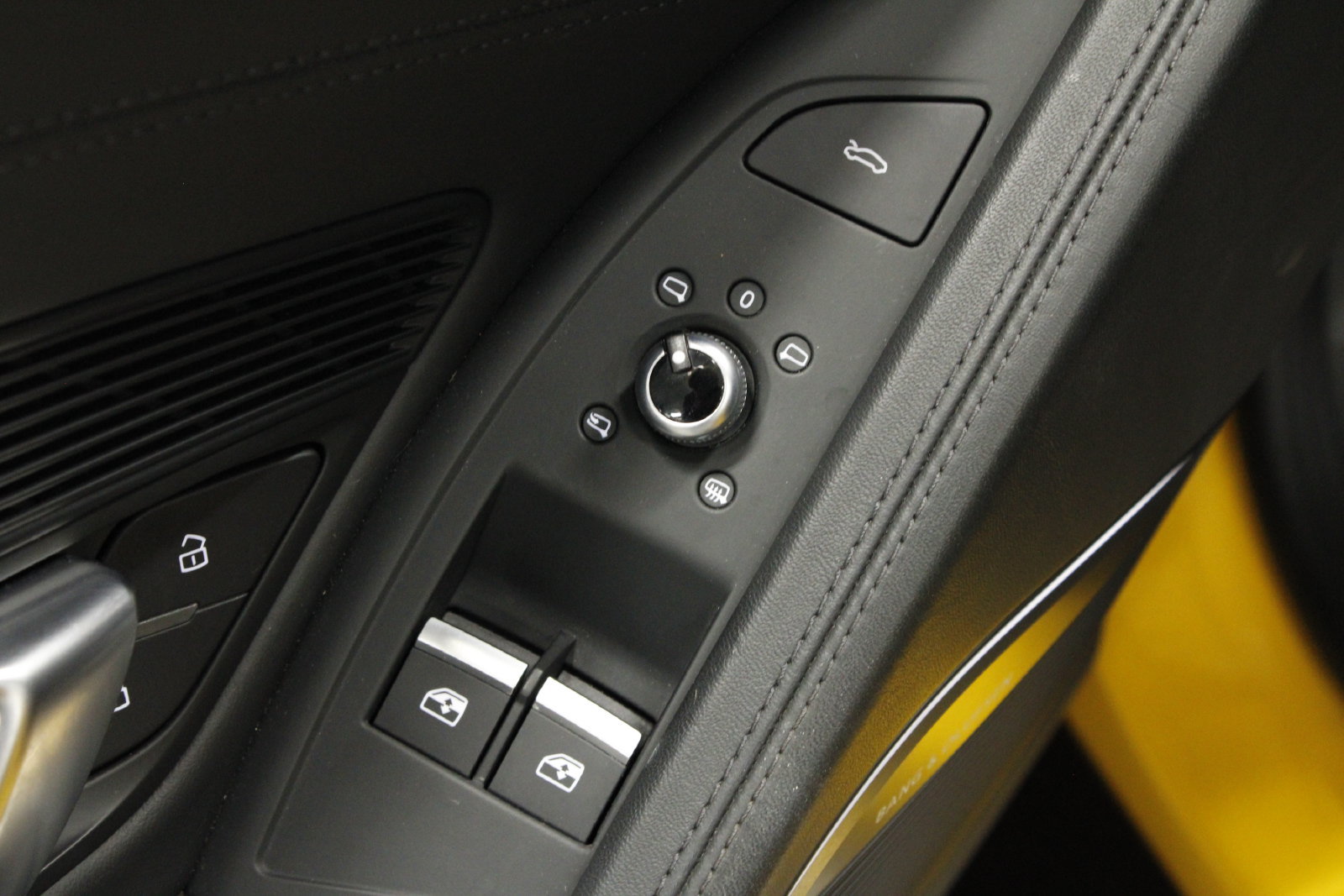 Used 2022 Audi R8 V10 performance RWD image 37