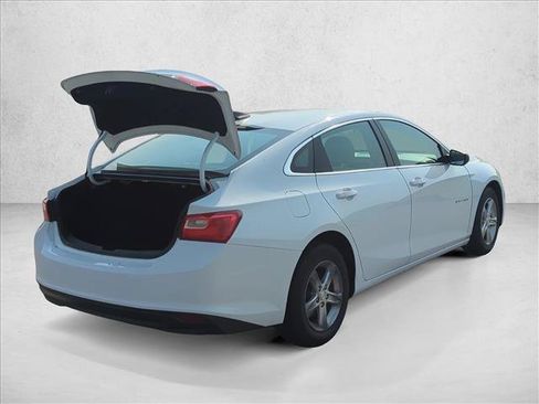 Used 2023 Chevrolet Malibu LS FWD image 8