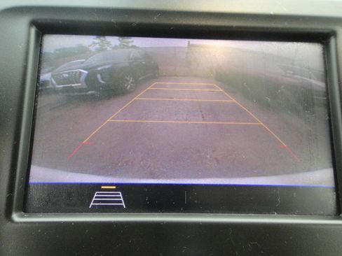 Used 2021 Chevrolet Equinox LT AWD/4WD image 9