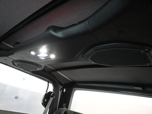 Used 2022 Jeep Wrangler Sport AWD/4WD image 16