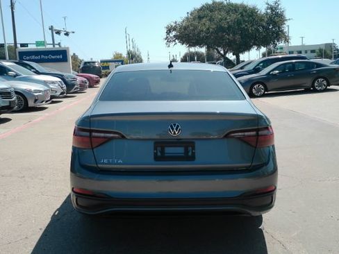 Used 2024 Volkswagen Jetta Sport FWD image 7