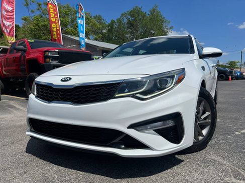Used 2020 Kia Optima LX FWD image 1