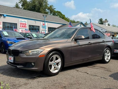 Used 2013 BMW 328i xDrive Sedan AWD/4WD image 11