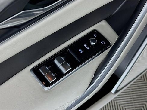 New 2026 Jaguar F-PACE R-Dynamic S image 20