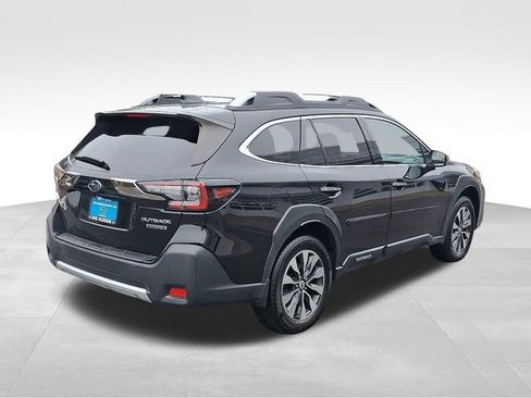 Used 2023 Subaru Outback Touring image 6