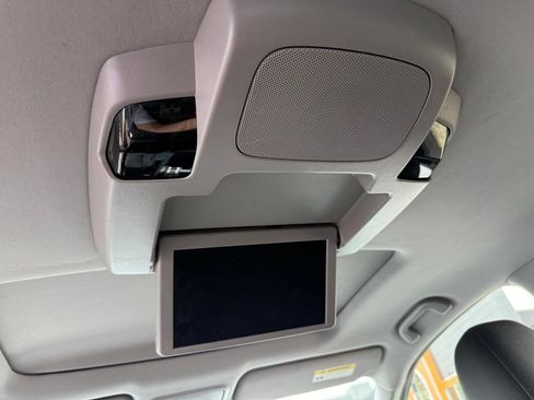 Used 2022 Honda Pilot Touring image 25