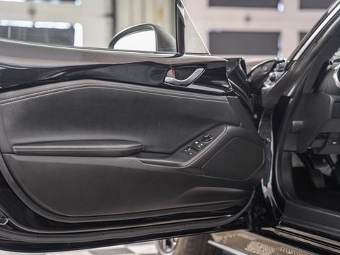 Used 2024 MAZDA MX-5 Miata Grand Touring image 34