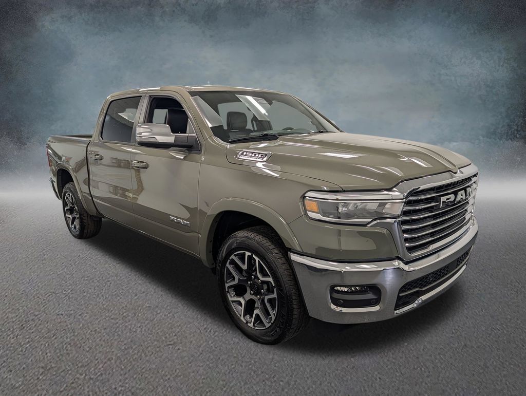 Used 2026 RAM 1500 Laramie AWD/4WD image 3