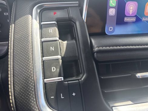 Used 2021 GMC Yukon SLT RWD image 19