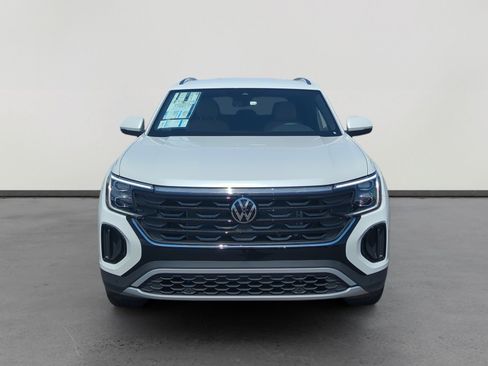 New 2026 Volkswagen Atlas Cross Sport SE image 8