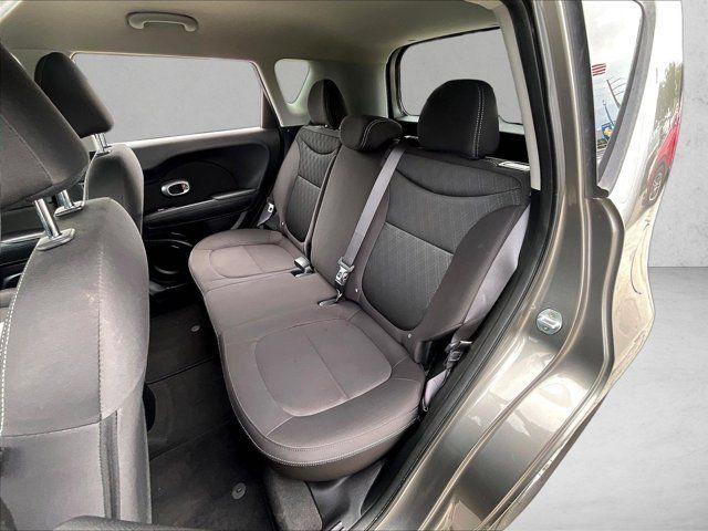 Used 2019 Kia Soul FWD image 28