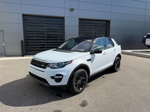 Used 2019 Land Rover Discovery Sport SE AWD/4WD image 1