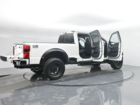 Used 2024 Ford F250 Lariat w/ Lariat Ultimate Package AWD/4WD image 4