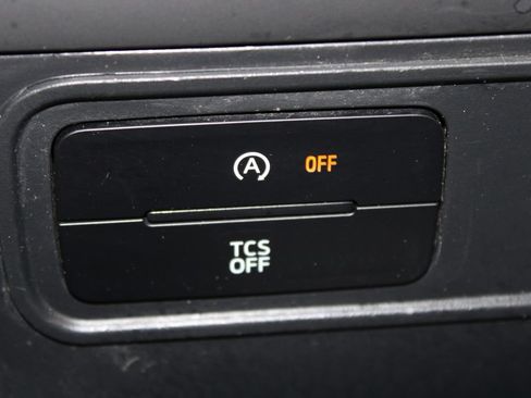 Used 2021 Ford EcoSport SE FWD image 38