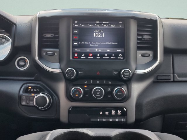 Used 2020 RAM 1500 Big Horn AWD/4WD image 13