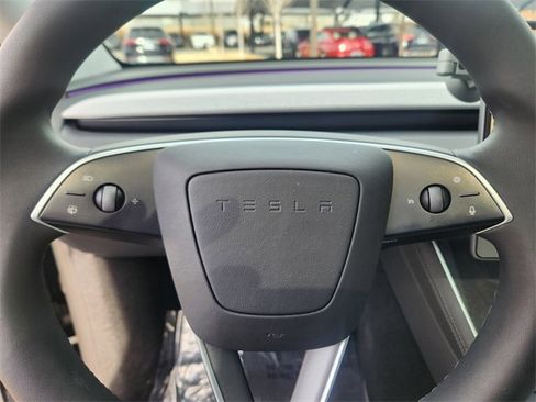 Used 2026 Tesla Model Y AWD image 25