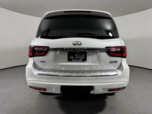 Used 2024 INFINITI QX80 Luxe w/ Cargo Package image 7