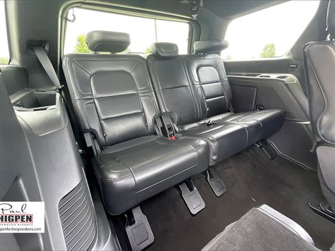 Used 2022 Lincoln Navigator Reserve image 28