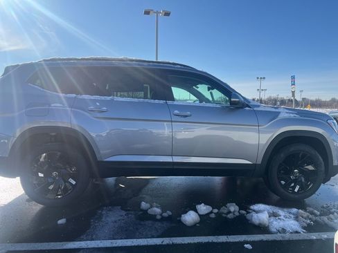 New 2026 Volkswagen Atlas SE AWD/4WD image 3