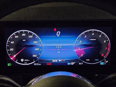 New 2025 Mercedes-Benz GLB 250 image 11