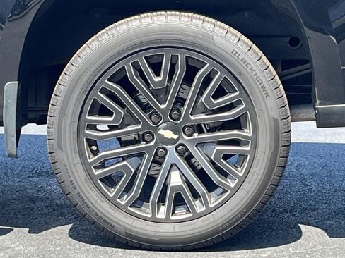 Used 2019 Chevrolet Silverado 1500 High Country w/ Trailer Camera Package AWD/4WD image 39