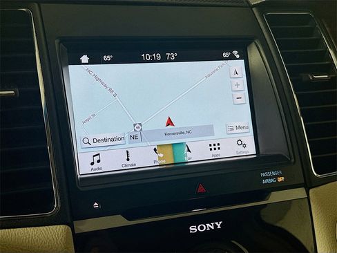 Used 2018 Ford Taurus Limited image 19