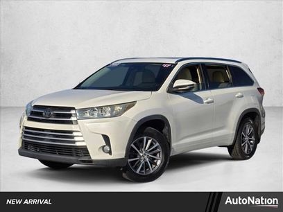 Used 2017 Toyota Highlander XLE