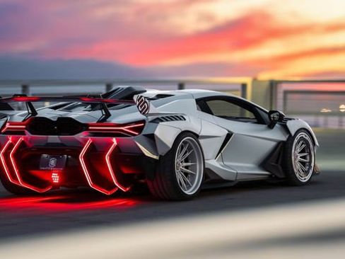 Used 2025 Lamborghini Revuelto AWD/4WD image 1