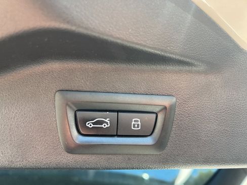 Used 2024 BMW X5 sDrive40i w/ Parking Assistance Package image 8