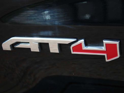 Used 2024 GMC Sierra 1500 AT4 w/ AT4 Premium Package AWD/4WD image 12