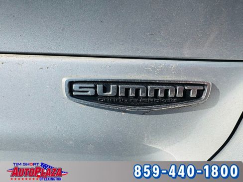 Used 2022 Jeep Grand Cherokee L Summit w/ Advanced Protech Group IV image 15
