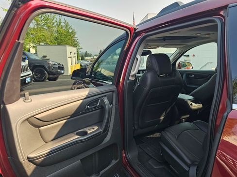 Used 2017 Chevrolet Traverse LT AWD/4WD image 20