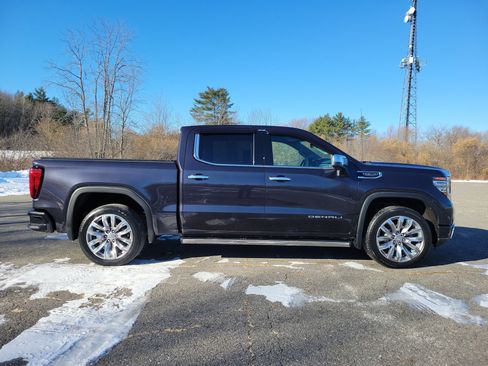 Used 2022 GMC Sierra 1500 Denali w/ Denali Reserve Package image 4