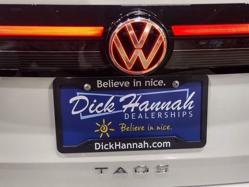 New 2025 Volkswagen Taos SEL image 15