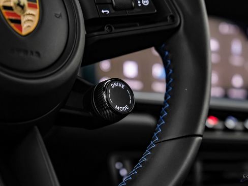 Used 2025 Porsche 911 Carrera T image 41