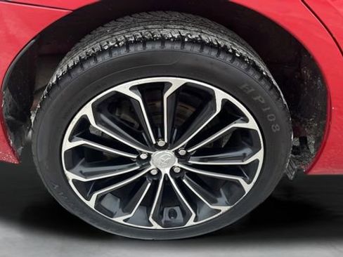 Used 2016 Toyota Corolla S image 36