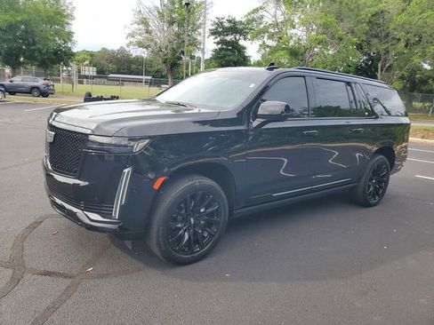 Used 2024 Cadillac Escalade ESV Sport Platinum w/ LPO, ONYX Package RWD image 2