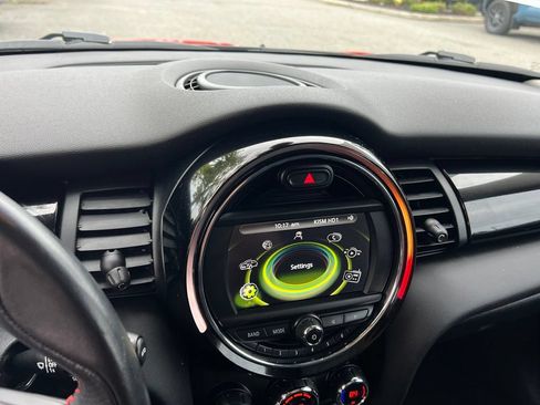 Used 2016 MINI Cooper 2-Door Hardtop FWD image 21