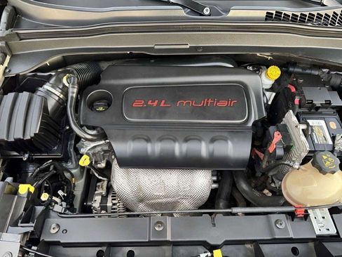 Used 2016 Jeep Renegade Sport w/ Power & Air Group AWD/4WD image 26