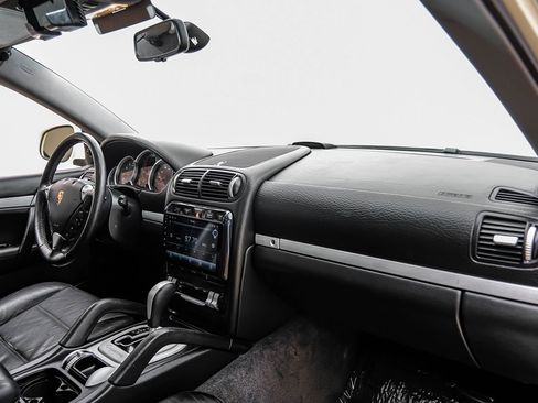 Used 2004 Porsche Cayenne S AWD/4WD image 11