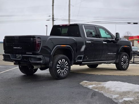 Used 2024 GMC Sierra 2500 Denali Ultimate w/ Max Trailering Package image 7