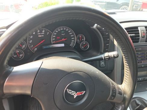 Used 2007 Chevrolet Corvette Z06 w/ Preferred Equipment Group RWD image 10