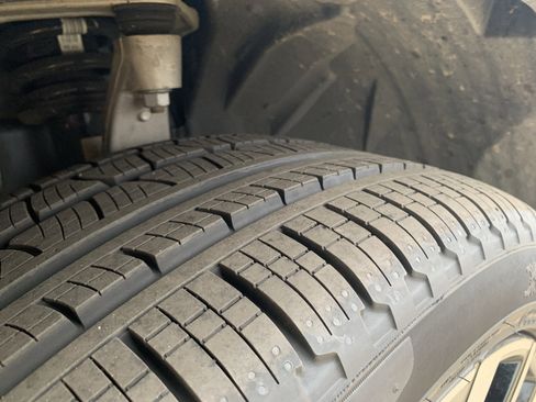 Used 2025 Volvo XC90 B6 Plus image 12