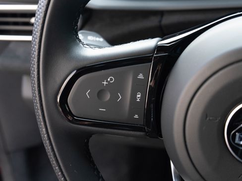 Used 2025 Lotus Emira RWD image 26