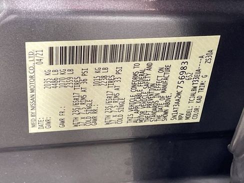 Used 2021 Nissan Rogue S FWD image 30