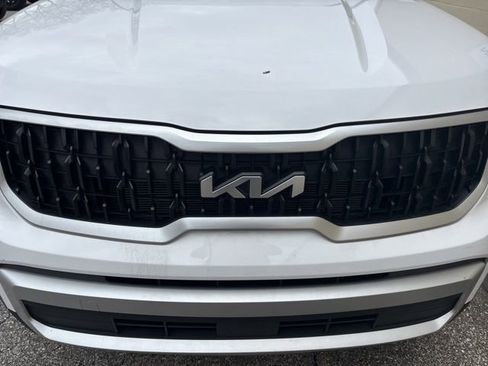 Used 2025 Kia Telluride EX AWD/4WD image 8
