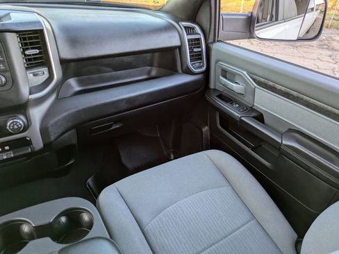 Used 2021 RAM 3500 Big Horn image 16