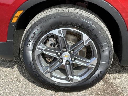 Certified 2024 Chevrolet Blazer LT w/ Convenience Package image 8